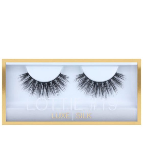 BNIB HUDA BEAUTY - Luxe Silk Lashes in Lottie #19 - Picture 5 of 7